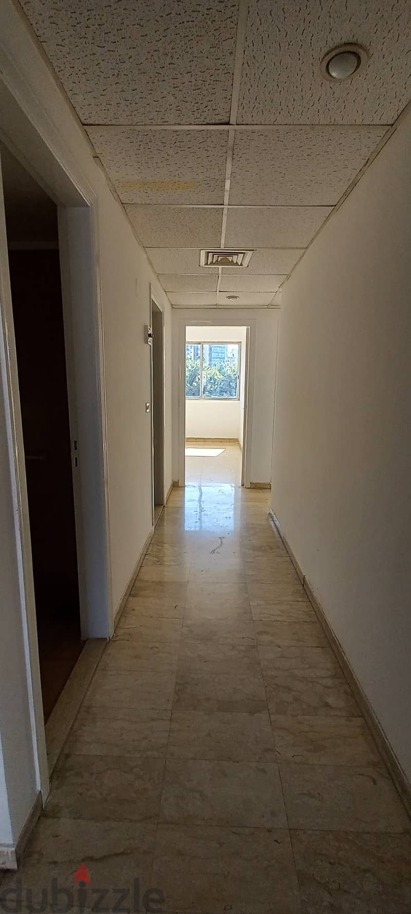 Special Office for Rent in zalka / Get it مكتب مميز للإيجار في الزلقا 14