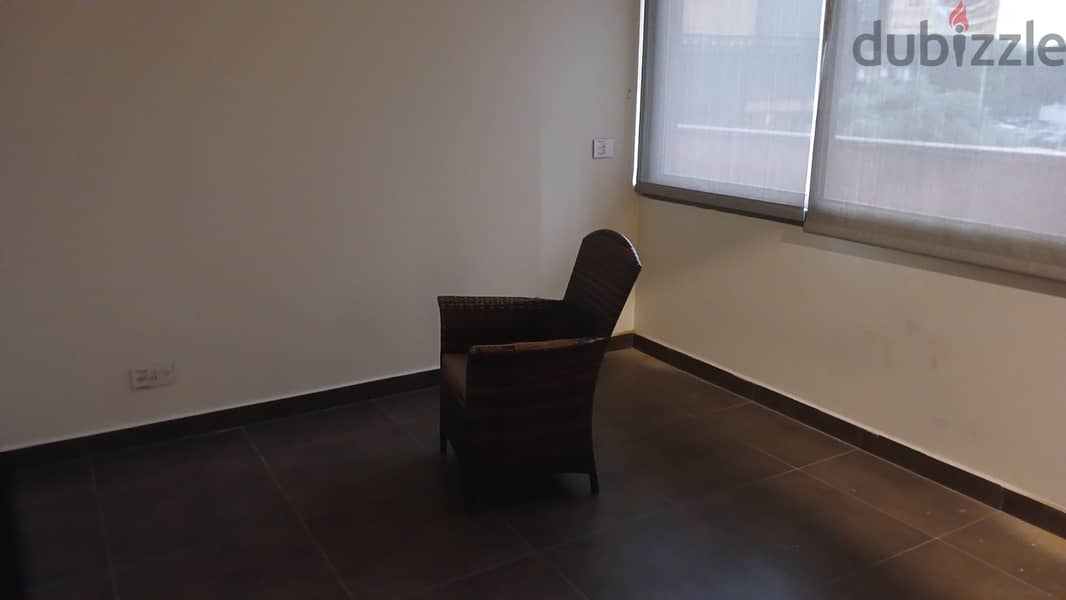 L13968 - A 87 SQM Office With Terrace for Rent In Zalka 1