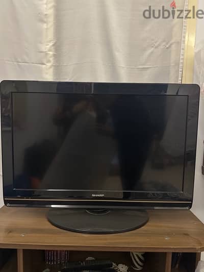 SHARP TV 32 inch for sale/good condition