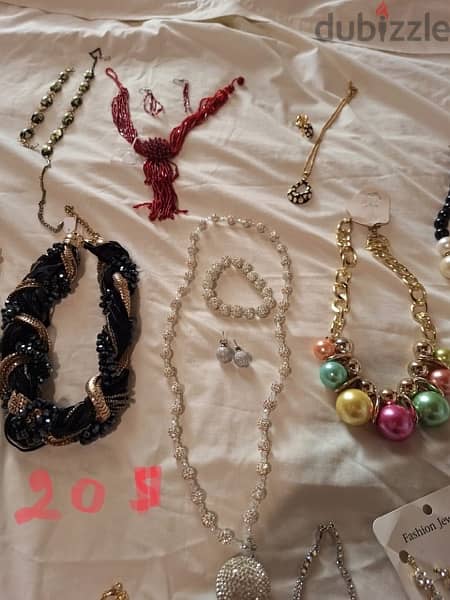 fake jewelery 10