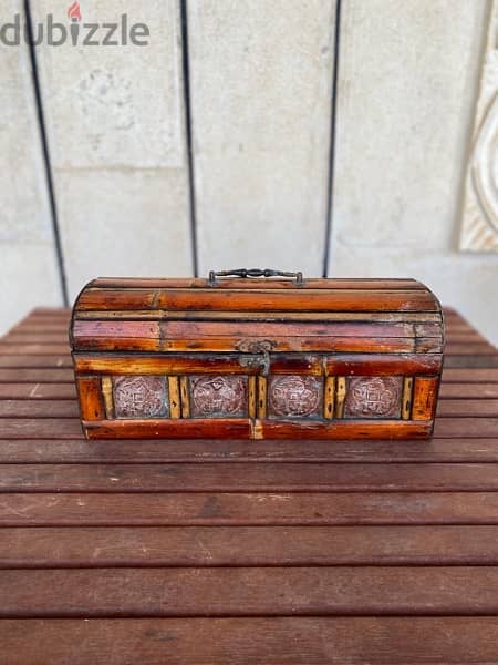 Vintage Handmade Wooden Box 0