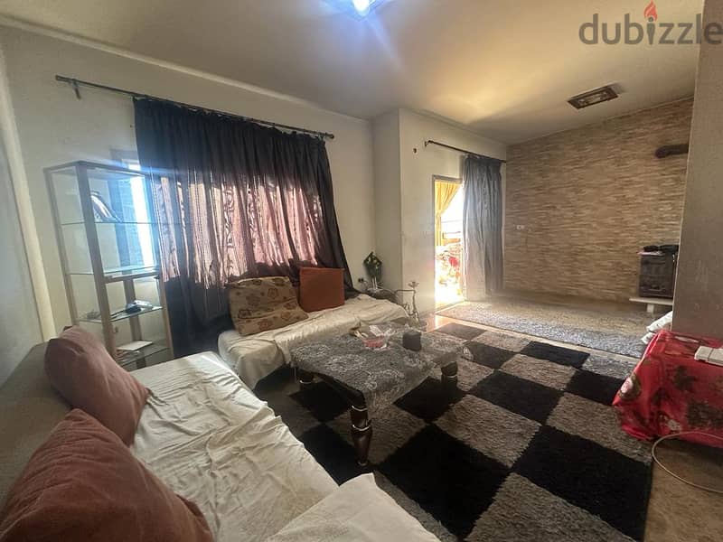 A 130 m2 apartment for sale in Aamchit - شقة للبيع في عمشيت 4