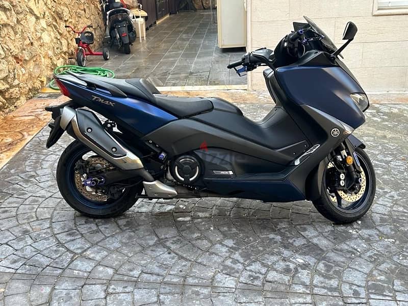 Yamaha T max 2019 7