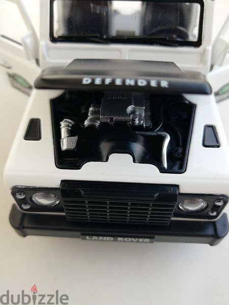 Diecast Land Rover 1