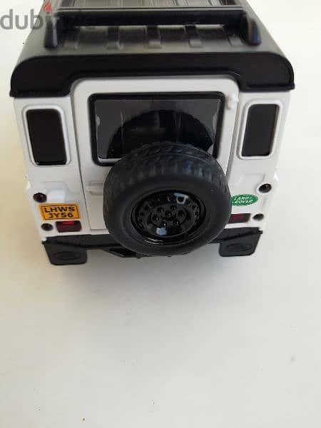 Diecast Land Rover 2