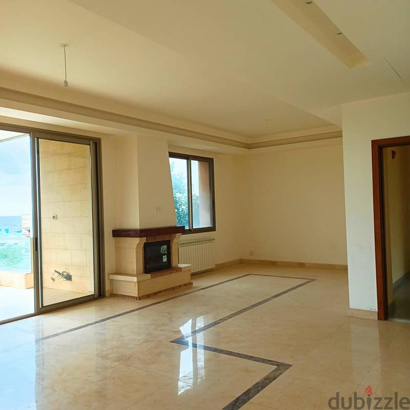 Luxurious 200 m2 apartment + open view for sale in Dbaye 2