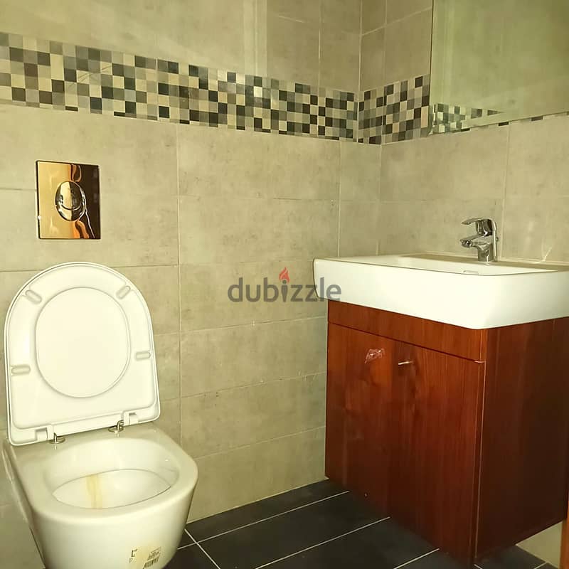 Luxurious 200 m2 apartment + open view for sale in Dbaye 10