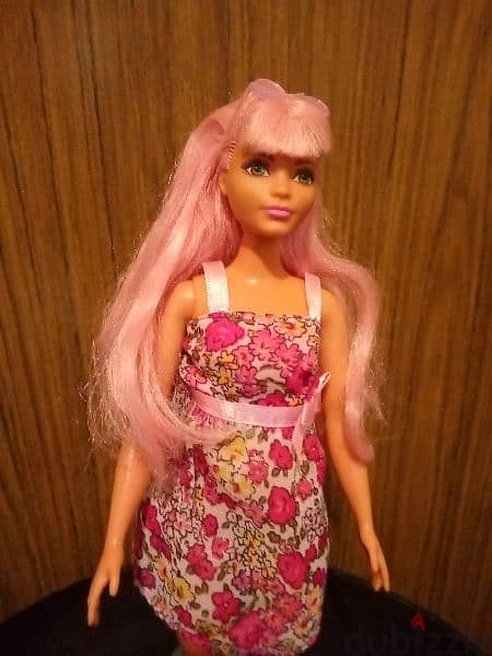 Barbie Doll Curvy Fashionista Pink Hair Daisy