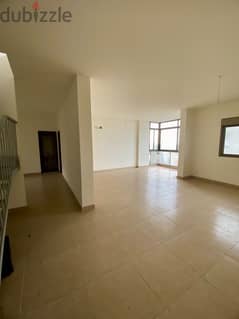 Penthouse ZOUK GOOD LOCATION (300Sq) with Terrace & View , (ZM-149)