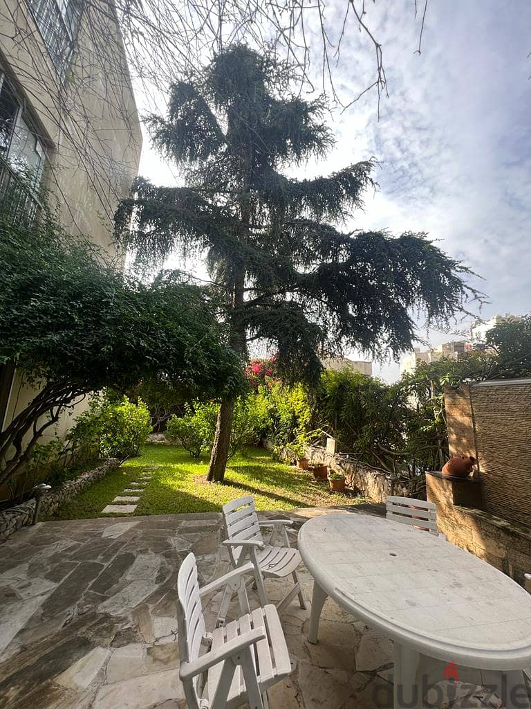 Semi Furnished 200 m2 apartment+200m2 garden&terrace for sale in Adma 3