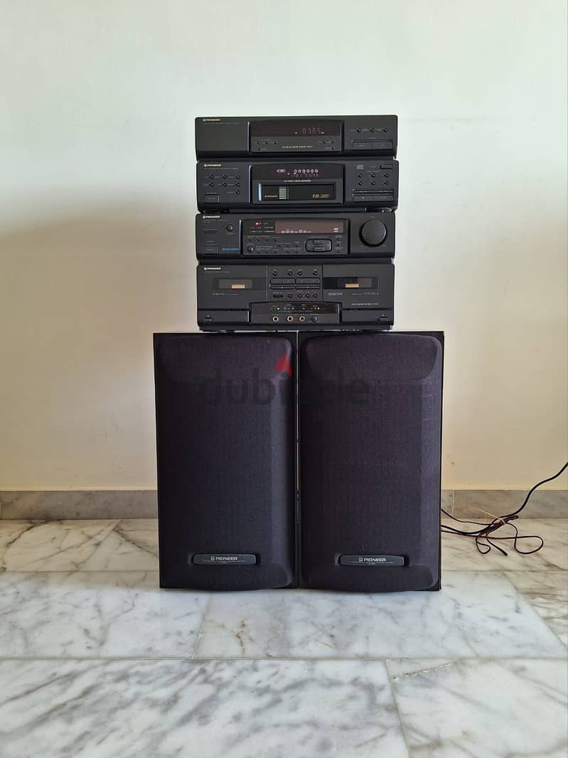 Pioneer Stereo Set 1