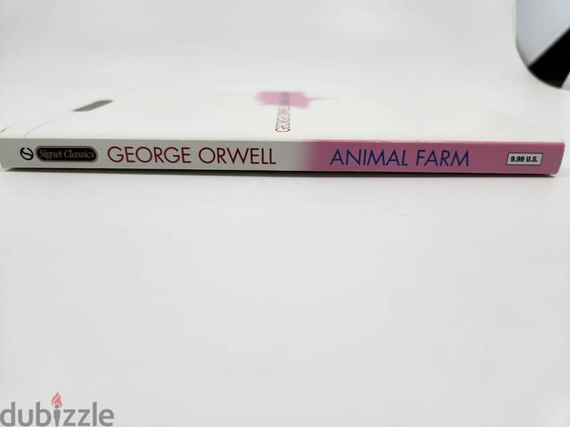 George Orwell's Animal Farm book v. good condition - signet classics - 2