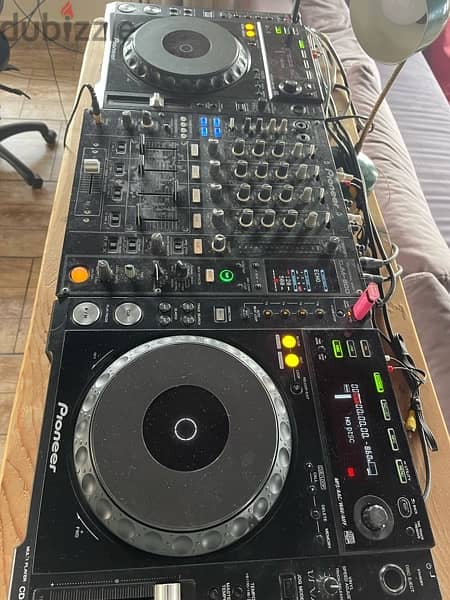 pioneer CDJ 850 (2 players) + mixer DJM 800 - perfect condition!! 1