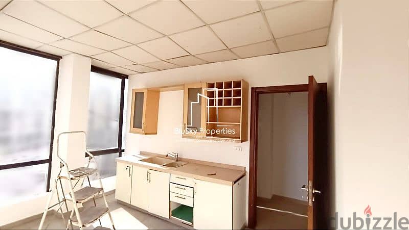 Office 223m² + Terrace For RENT In Baouchrieh - مكتب للأجار #DB 4