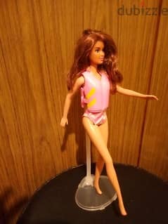 TERESA CALI GIRL Mattel 2000 dressed doll has bending legs=16$