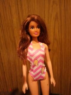 TERESA CALI GIRL Mattel 2000 dressed doll has bending legs=16$