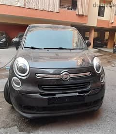 Fiat 500L used like new black for sale 0