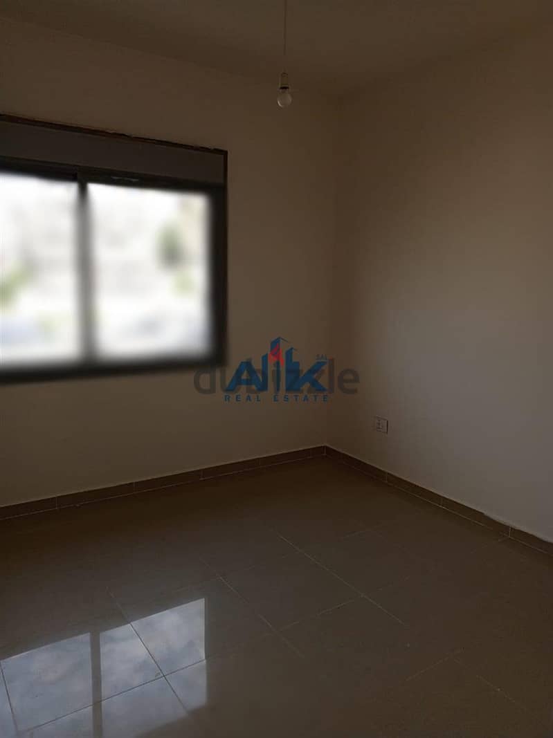 CATCHY 145 Sq. FOR SALE In HAZMIEH - NEW MAR TAKLA! 4