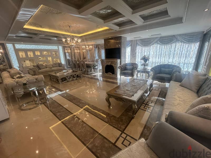 Luxurious Apartment For Sale in Tallet al khayatشقة فاخرة للبيع في تلة 0