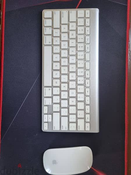 iMac with magic mouse & keyboard 6