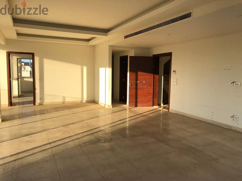 Apartment for sale in Ras El Nabaa شقة في راس النبع للبيع 2