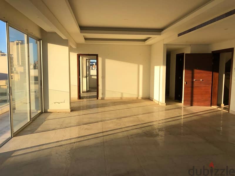 Apartment for sale in Ras El Nabeh شقة في راس النبع للبيع 1