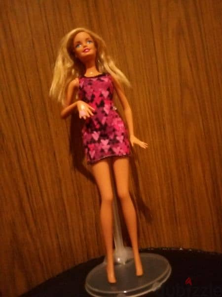 Barbie LOVES GLITTER NAILS Mattel2010 used Still good doll bend legs 4