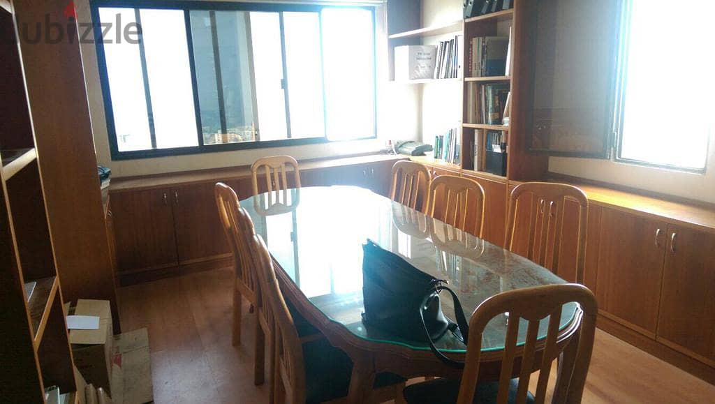 L01932-Office For Rent in an Iconic Building in Jbeil 2