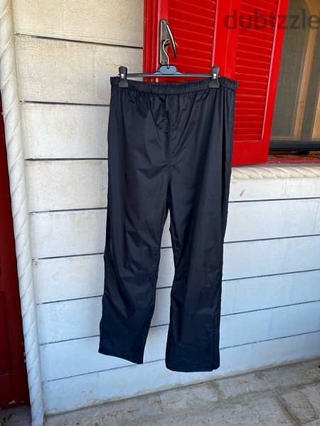 Campmor Waterproof Black Pants Size L 1