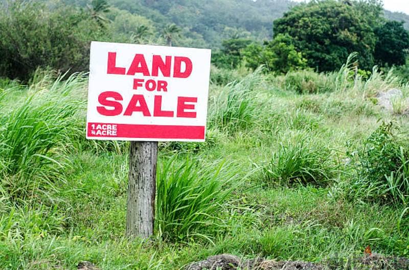 Land for sale in Sahel alma ارض للبيع في ساحل علما 3
