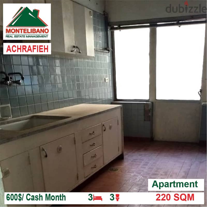 600$/Cash Month!! Apartment for rent in Achrafieh!! 3