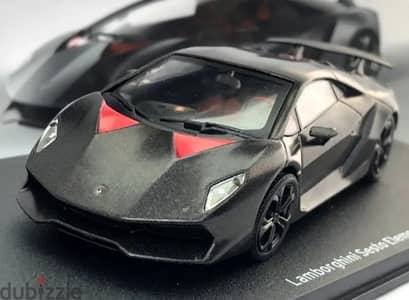 Lamborghini Sesto Elemento diecast car model 1;43.