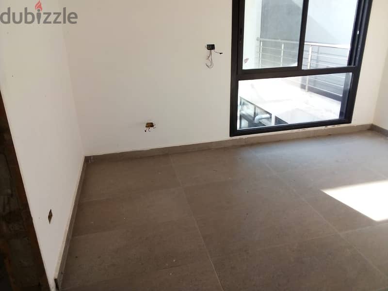 550 Sqm + 250 Sqm Terrace | Roof For Sale In Khaldeh | Sea View 10