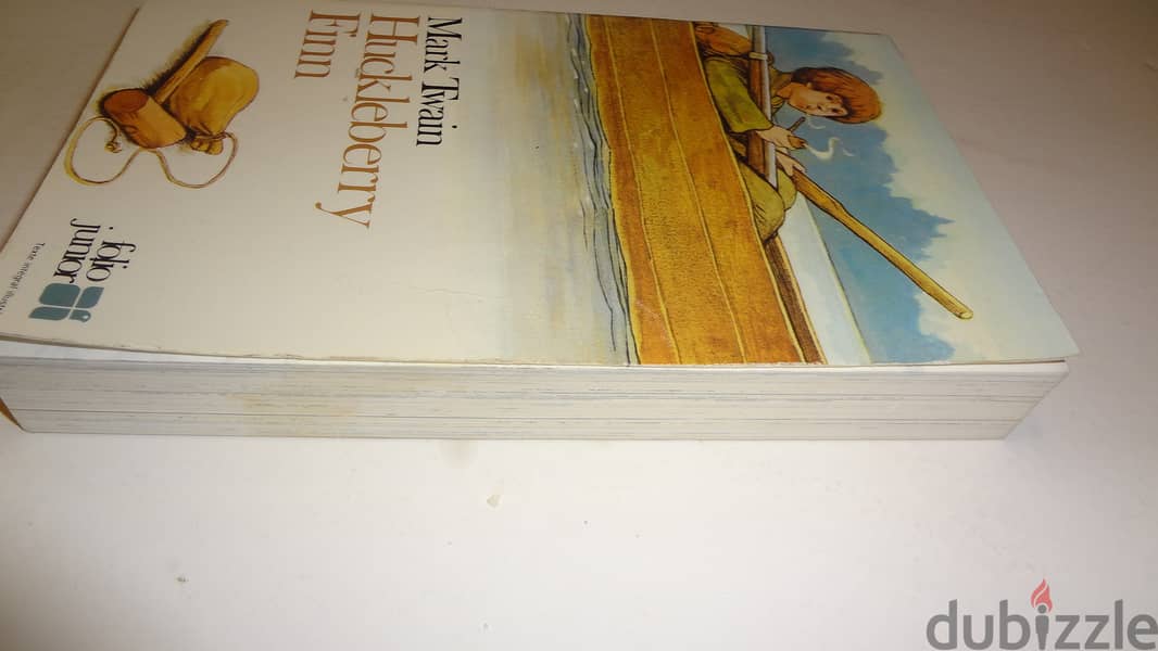 Mark Twain s "Huckleberry Finn" book 1