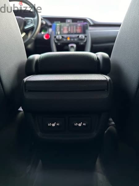 Honda Civic 2020 Touring 7