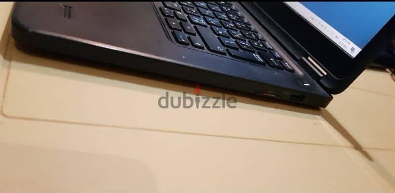 super clean laptop with sd card free 1