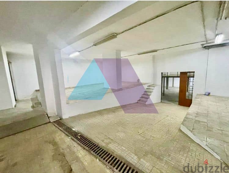 A 1000 m2 Warehouse for sale in Zalka 2
