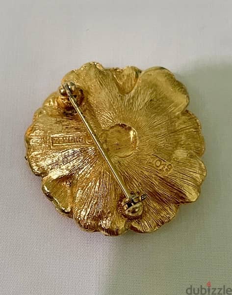 Vintage original Chanel gold metal camellia flower brooch 9
