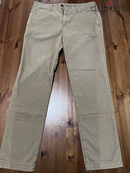 AMERICAN EAGLE BEIGE CHINOS (34/34 STRAIGHT FIT) 0