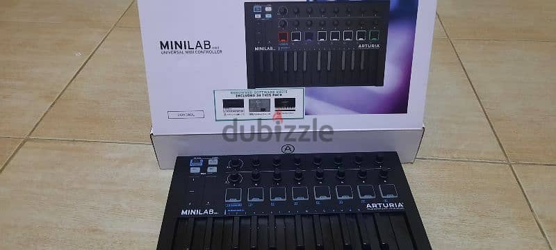 mini lab universal midi keyboard deep black edition 0