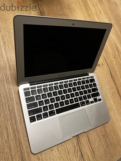 MacBook Air - Apple 11" Laptop with Great Cycle Count