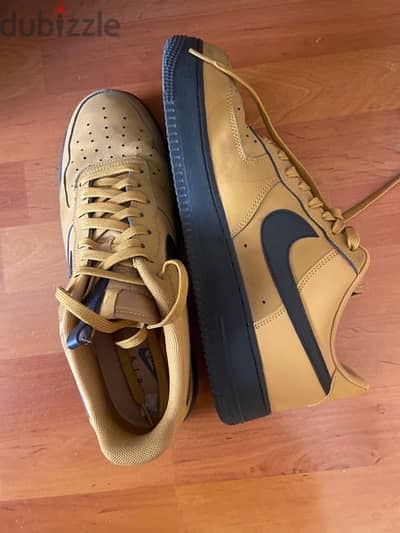 2 Nike Shoes: AF1 NBA Special Edition, AF1 Brown color