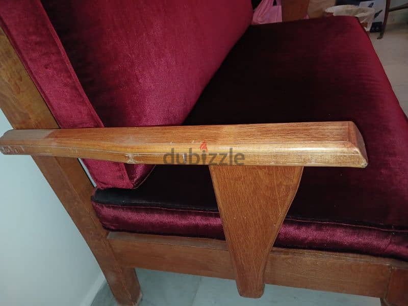 مقعد خشب مرتب منجد عرض130 نظيفة 150دولار 8
