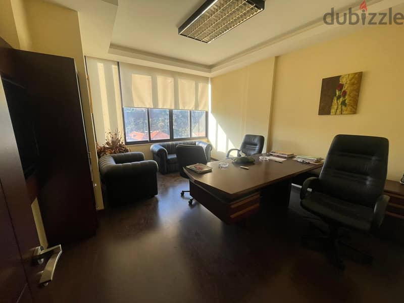 Office for rent in Jounieh مكتب للاجار في جونيه 6