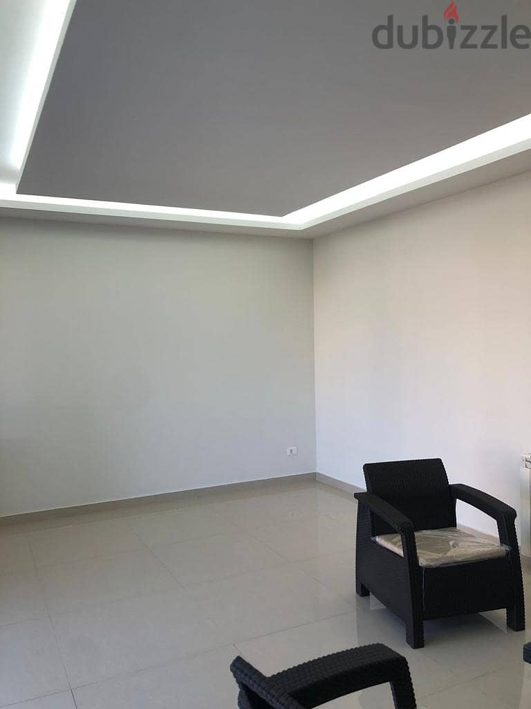 Elegant new 125 m² Apartment fo sale in Zekrit! 18