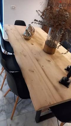 table only new wood and metal 0