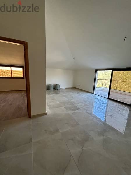 apartment for sale in baabdath with sea view  -   بعبدات شقة للبيع 2