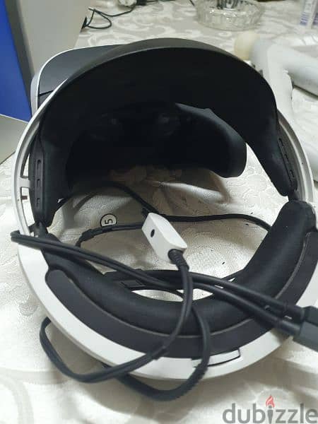 PlayStation VR + PS VR GUN + 1 VR CD 2