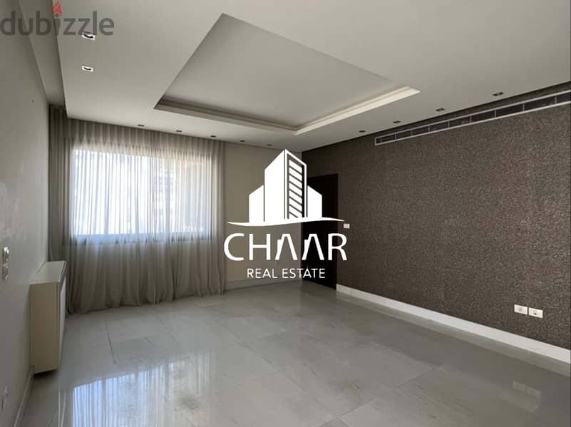 R1326 Bright Apartment for Sale in Clemenceau 3