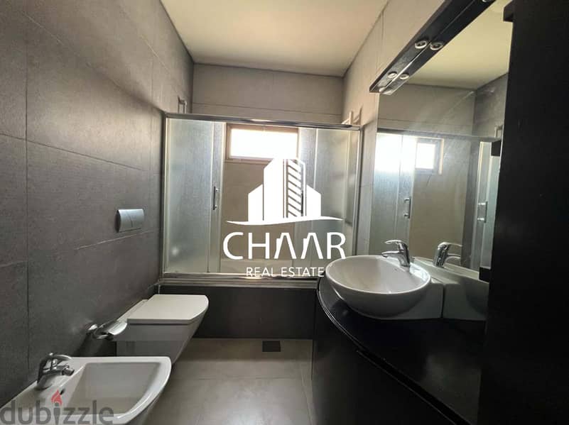 R1326 Bright Apartment for Sale in Clemenceau 11